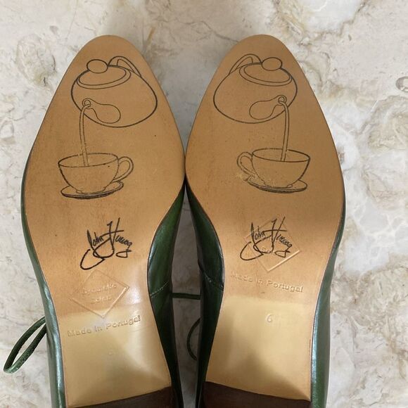 John Fluevog Teapots Darjeeling Leather Pumps Heels Olive Green - Picture 13 of 15